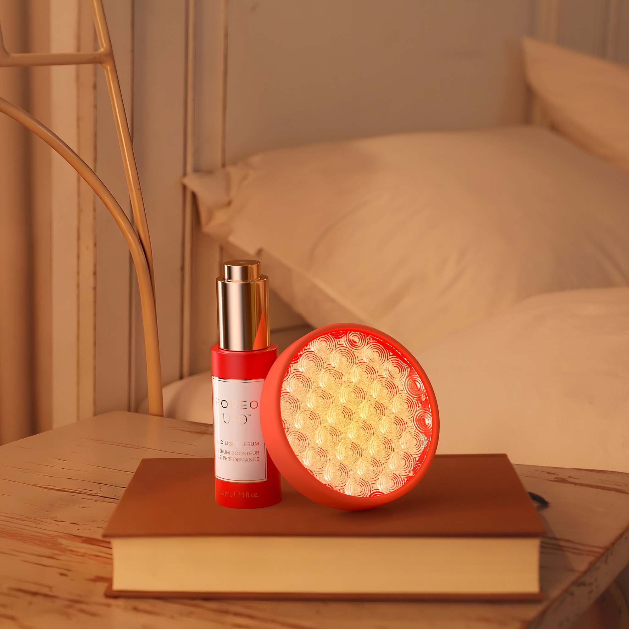 FOREO UFO™ LED Lighthouse Panel Peach – Pannello LED Palm-Size con Luce Rossa e Blu