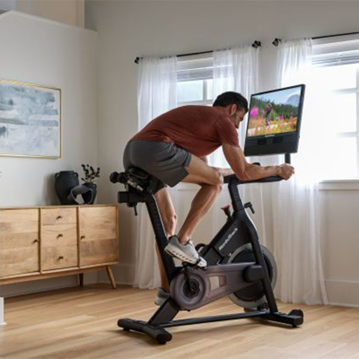 NordicTrack 24 Studio Bike