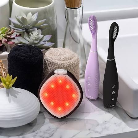 FOREO FLIP™ Play Advanced LED Light Hairbrush Midnight Magic – Spazzola LED per Cute e Capelli