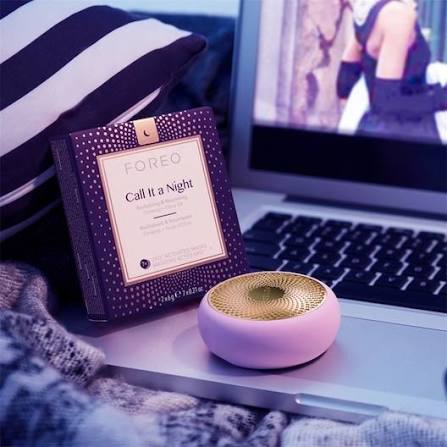 FOREO Call It A Night – Maschera Viso Nutriente e Rivitalizzante per UFO™ (Confezione da 7)