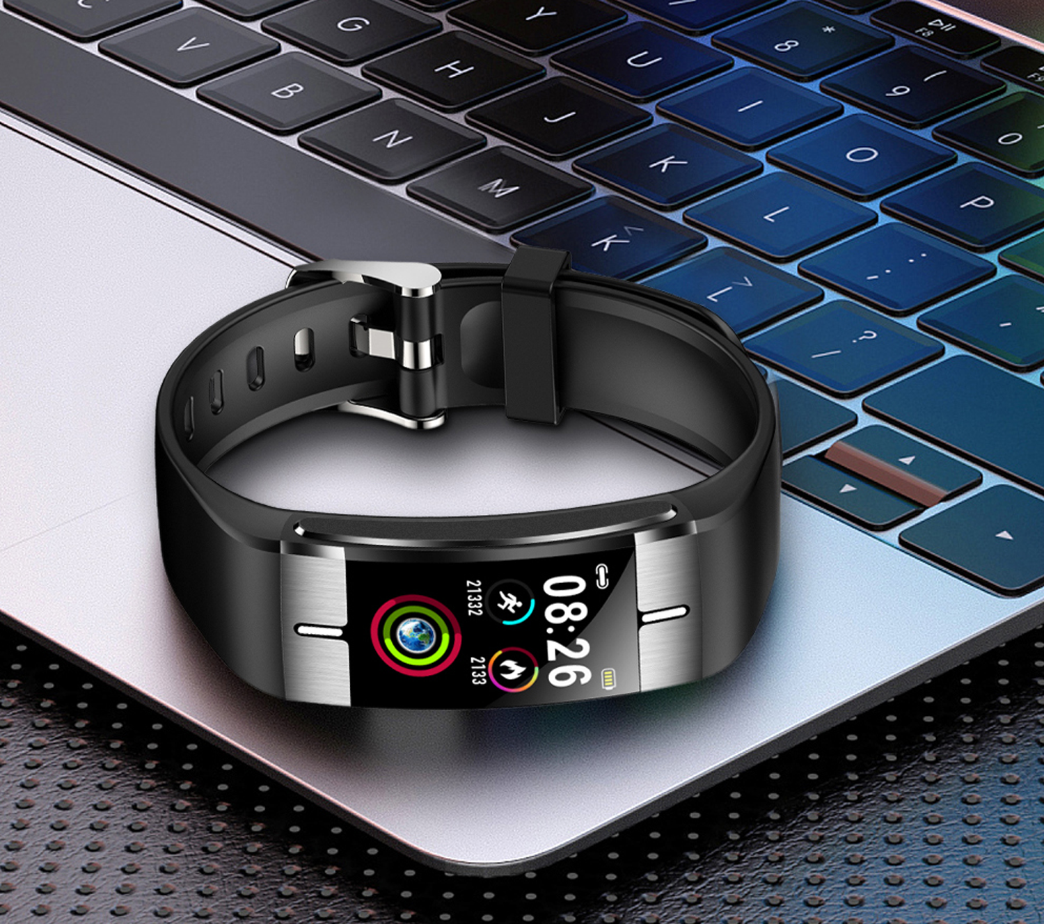 MAXCOM FW34 Silver Smartwatch – Compatto, Leggero e con Monitoraggio Attività Completo