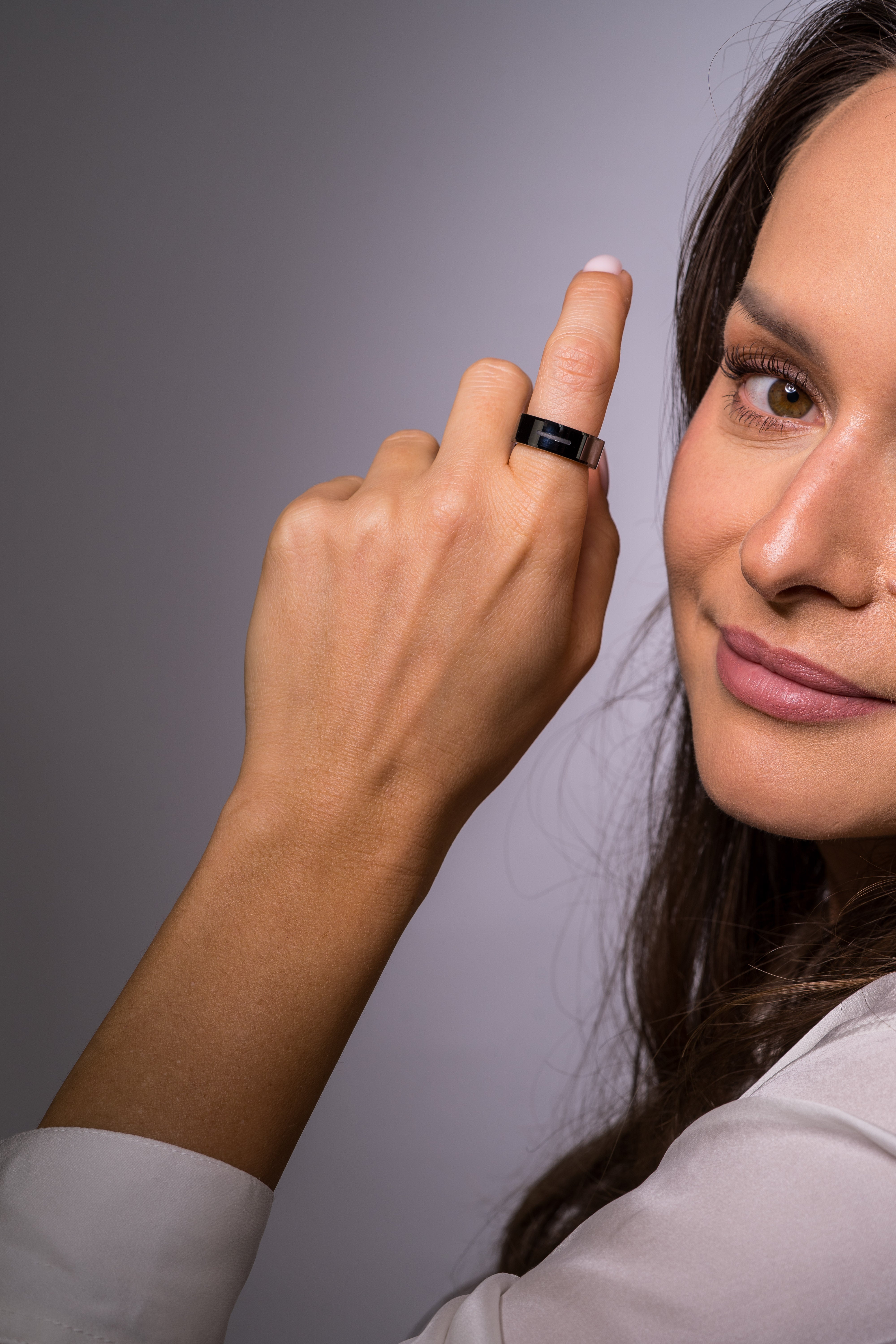 MAXCOM mRing MR200 Nero in Ceramica – Smart Ring per Salute, Sonno e Attività Quotidiana