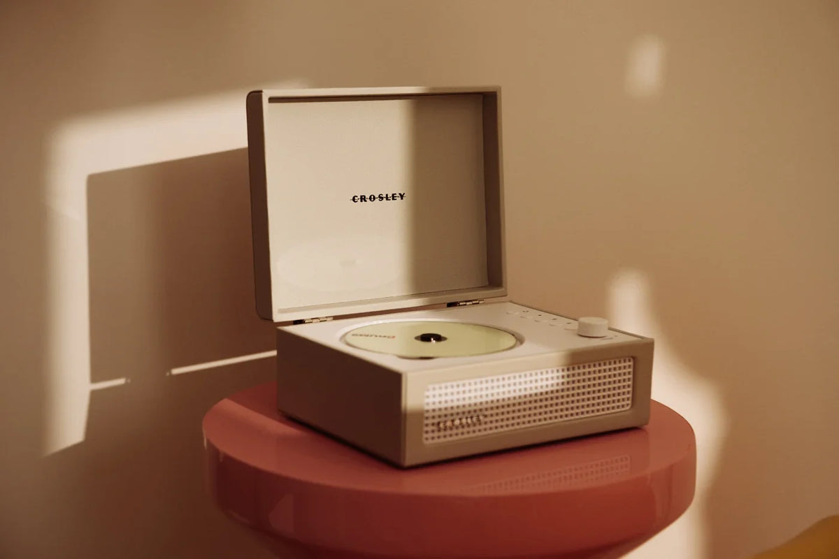 Crosley Voyager CD Player – Lettore CD Portatile Bluetooth 6.0 con Radio FM