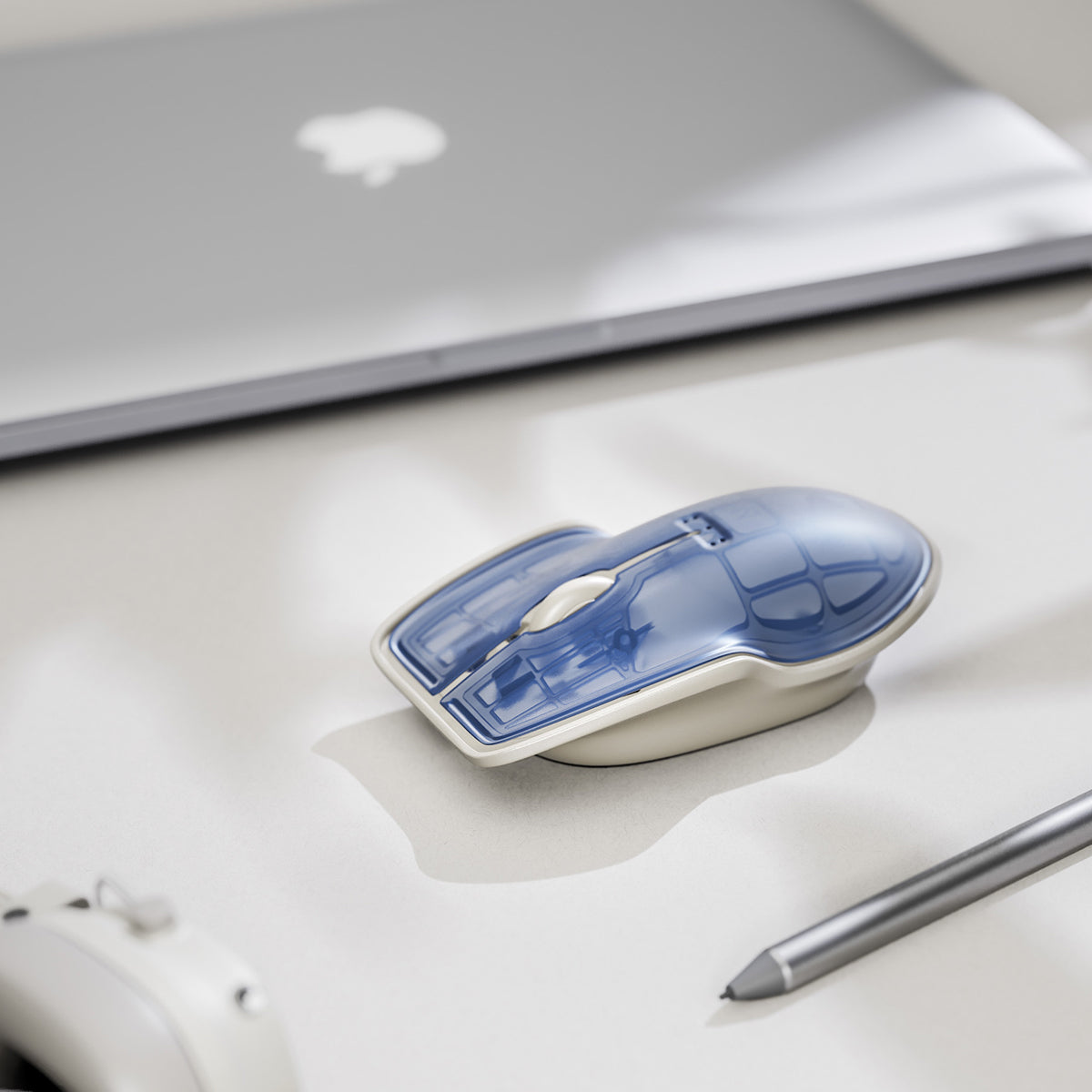 Lunar Artefacts cover per Mouse