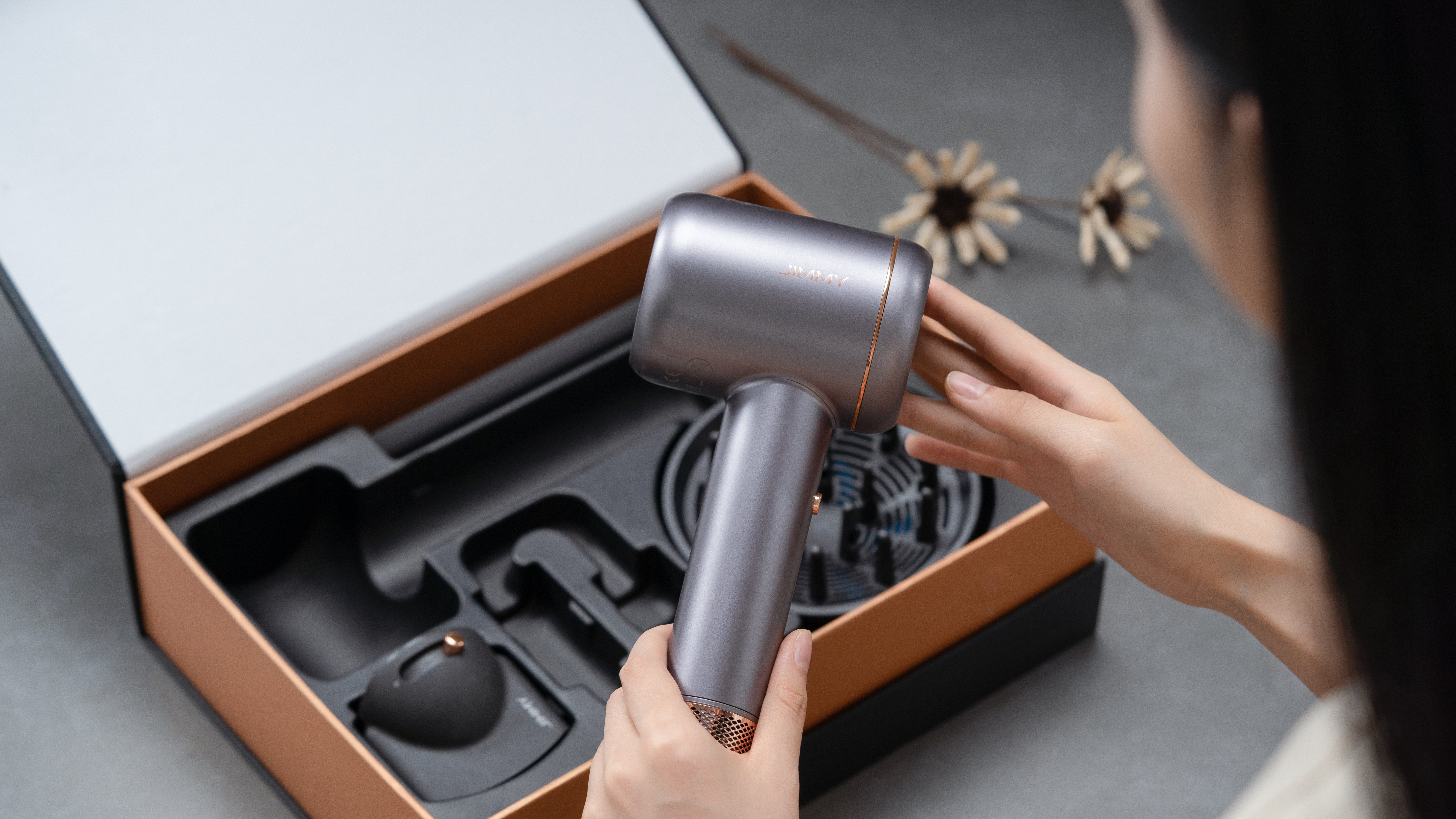 JIMMY F8 – Asciugacapelli Nano Ultrasonico con Touch Screen e Motore Digitale ad Alta Velocità