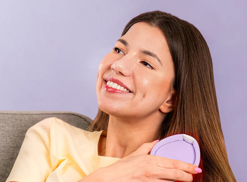 FOREO FLIP™ Play Lilac – Spazzola Districante con LED per Cute e Capelli