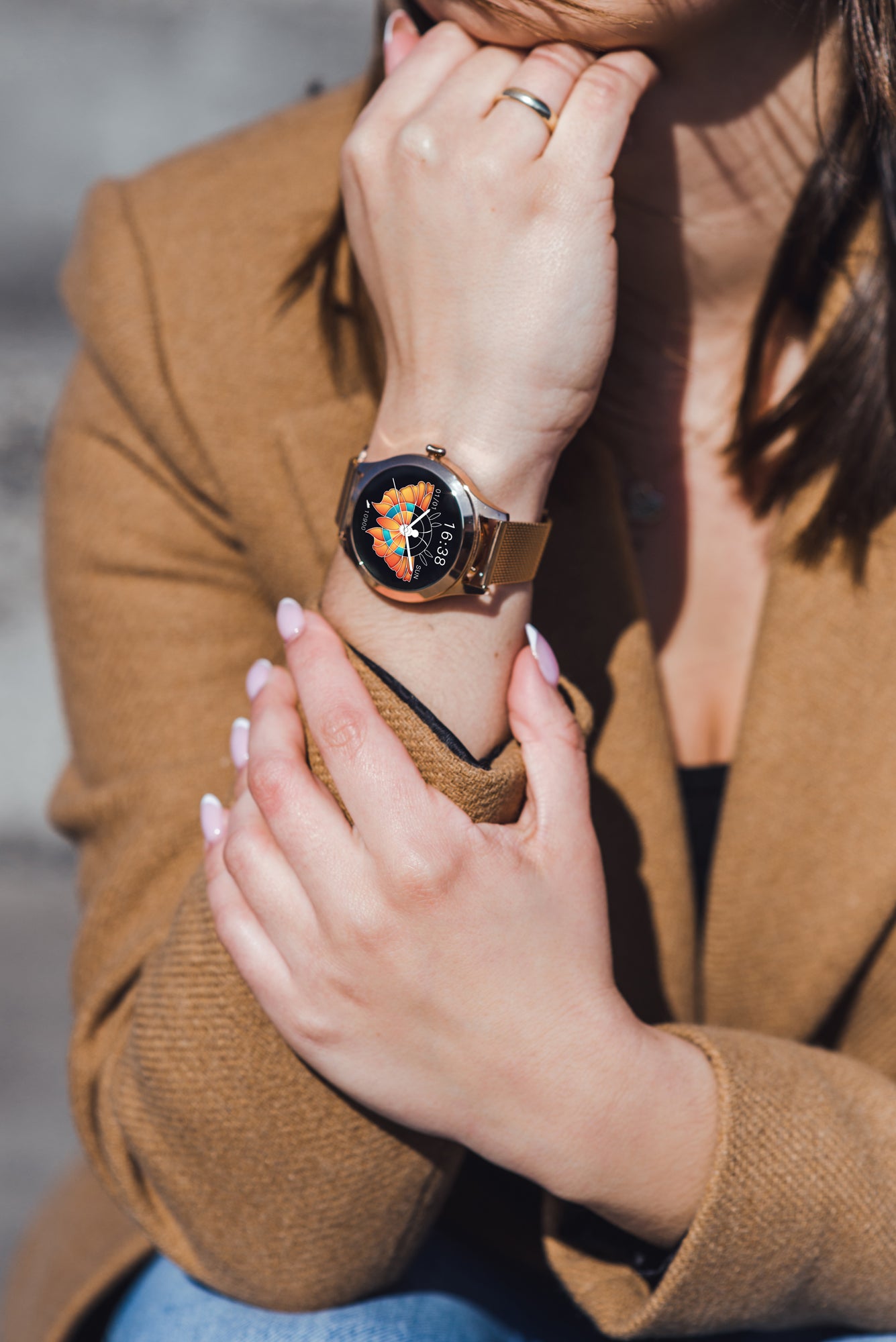 MAXCOM FW42 SR Gold Smartwatch – Eleganza in Acciaio e Funzioni Smart Complete