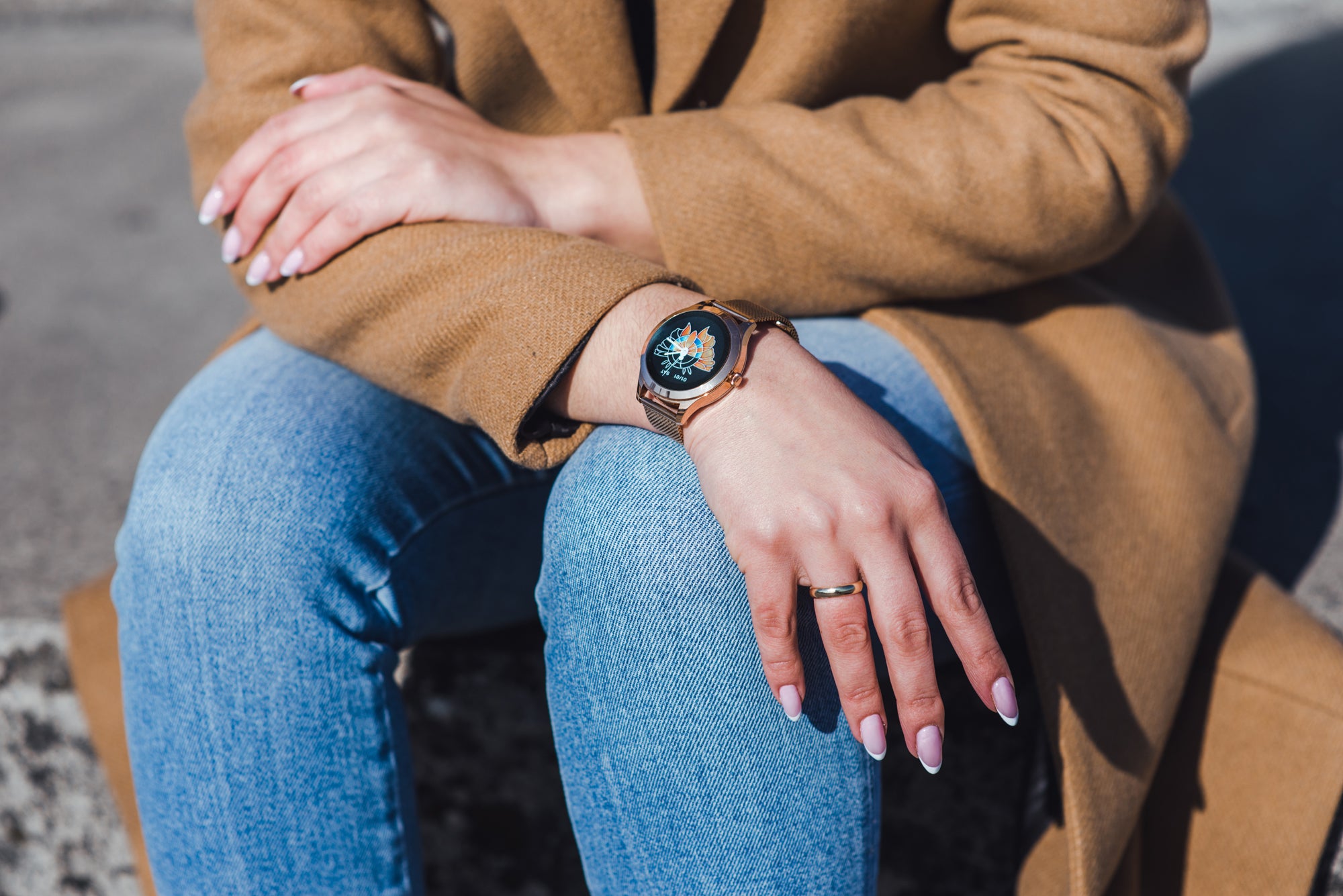 MAXCOM FW42 SR Gold Smartwatch – Eleganza in Acciaio e Funzioni Smart Complete