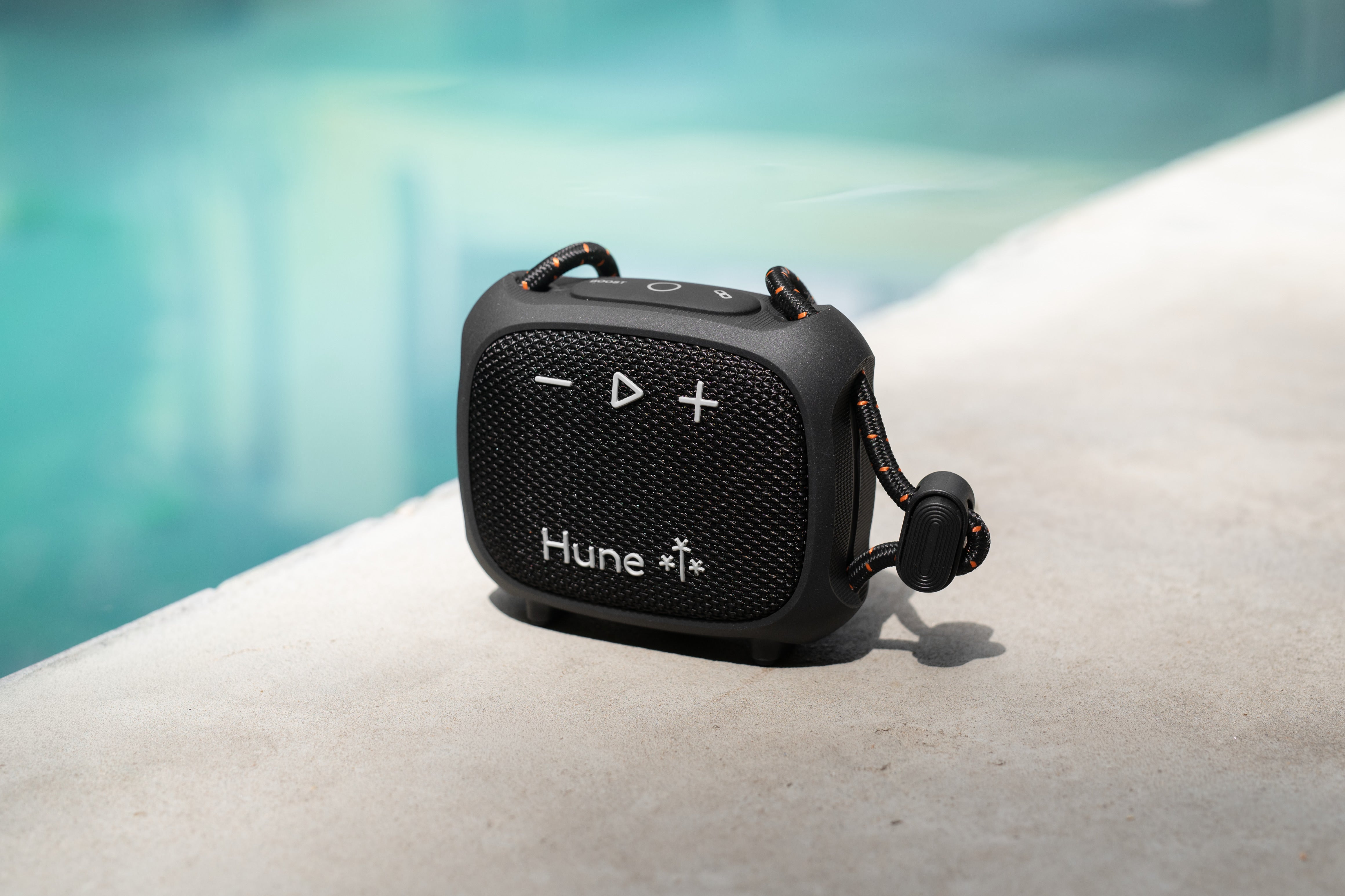 HUNE SAUCO™ Black – Speaker Bluetooth Portatile Outdoor in Materiali Riciclati