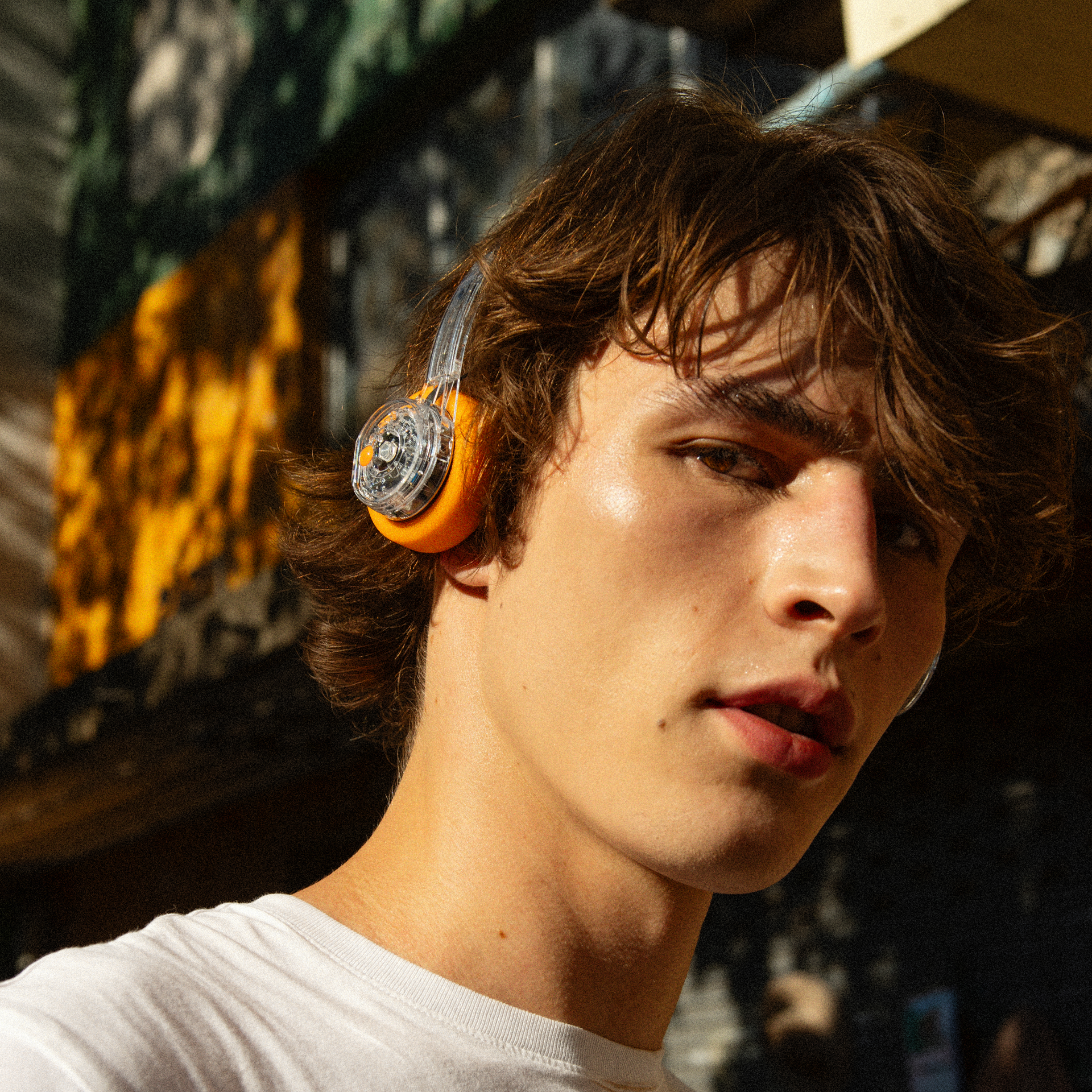 MONDO by Defunc Freestyle Headphones Transparent – Cuffie Wireless On-Ear Retro Bluetooth