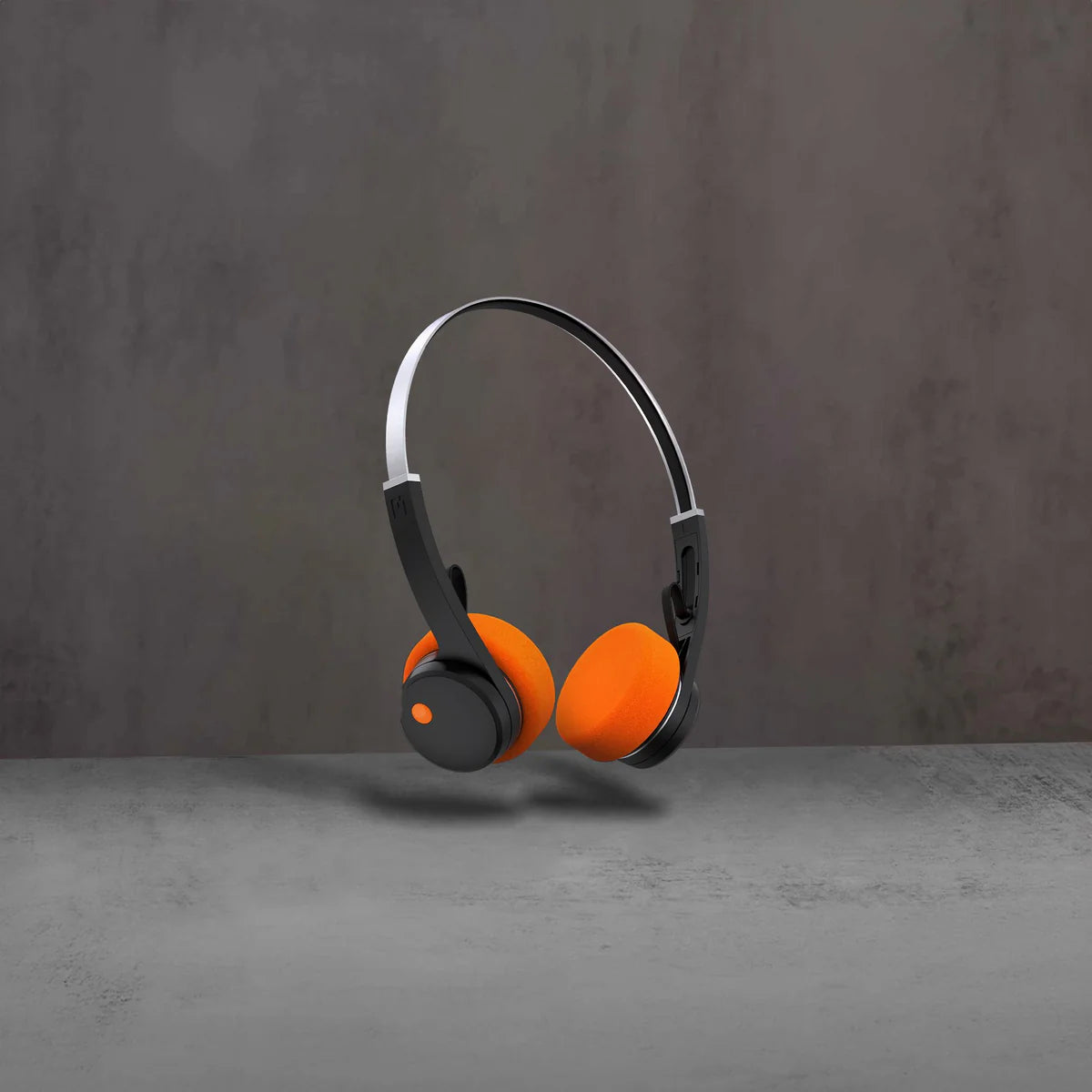 MONDO by Defunc Freestyle Headphones Black – Cuffie Wireless On-Ear Retro Bluetooth Nere