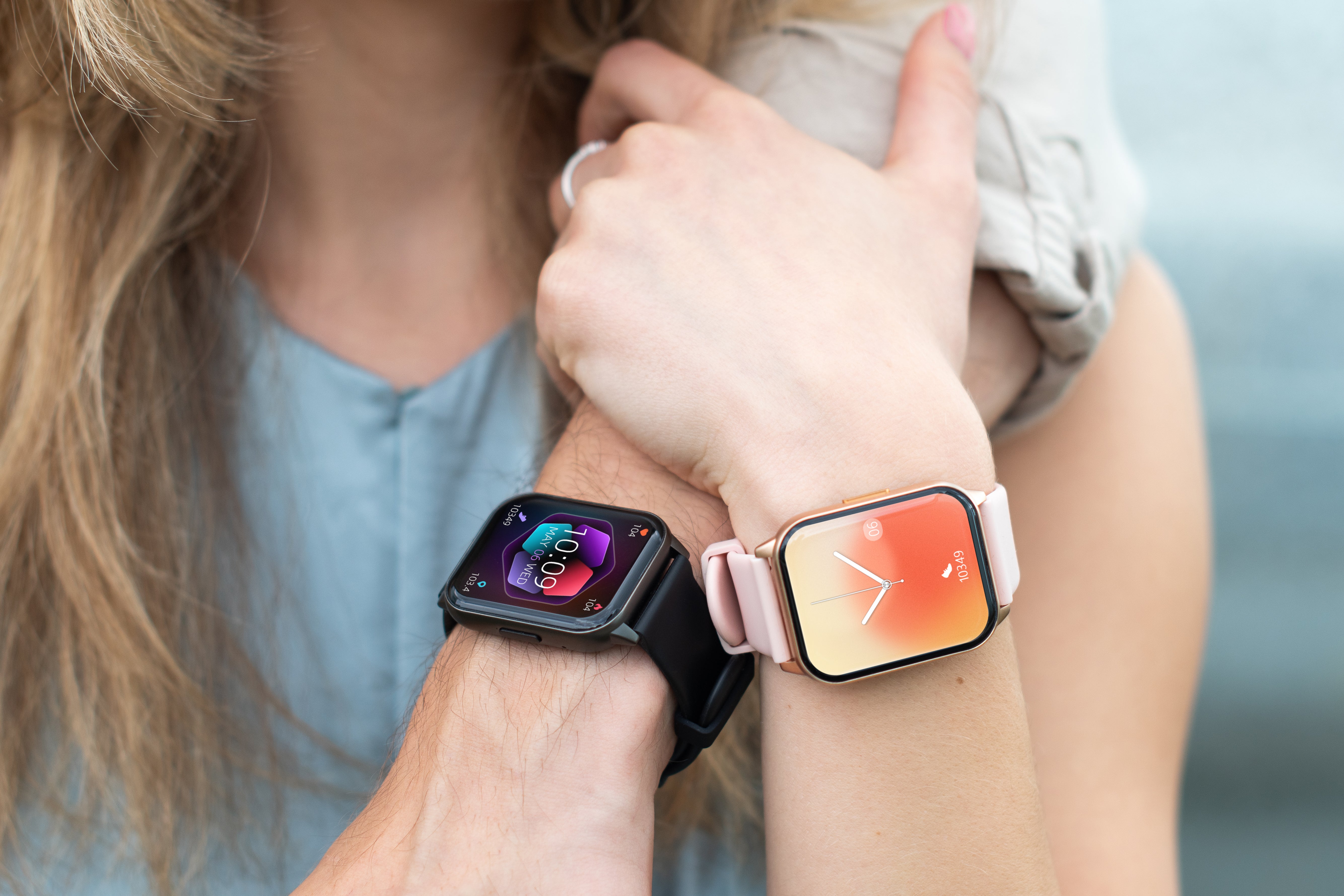 MAXCOM FW25 Arsen Pro Smartwatch Oro opaco– Orologio Intelligente con Monitoraggio Attività e Notifiche (Copia)