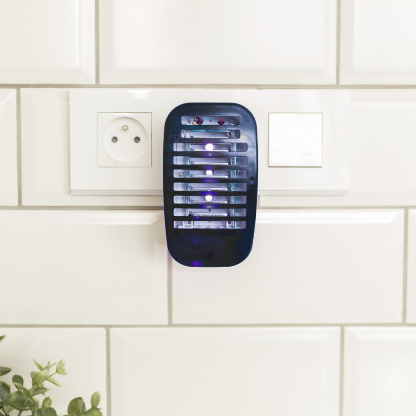 DELTA Plug-In Insect Killer White – Lampada Antizanzare UV da Presa Elettrica