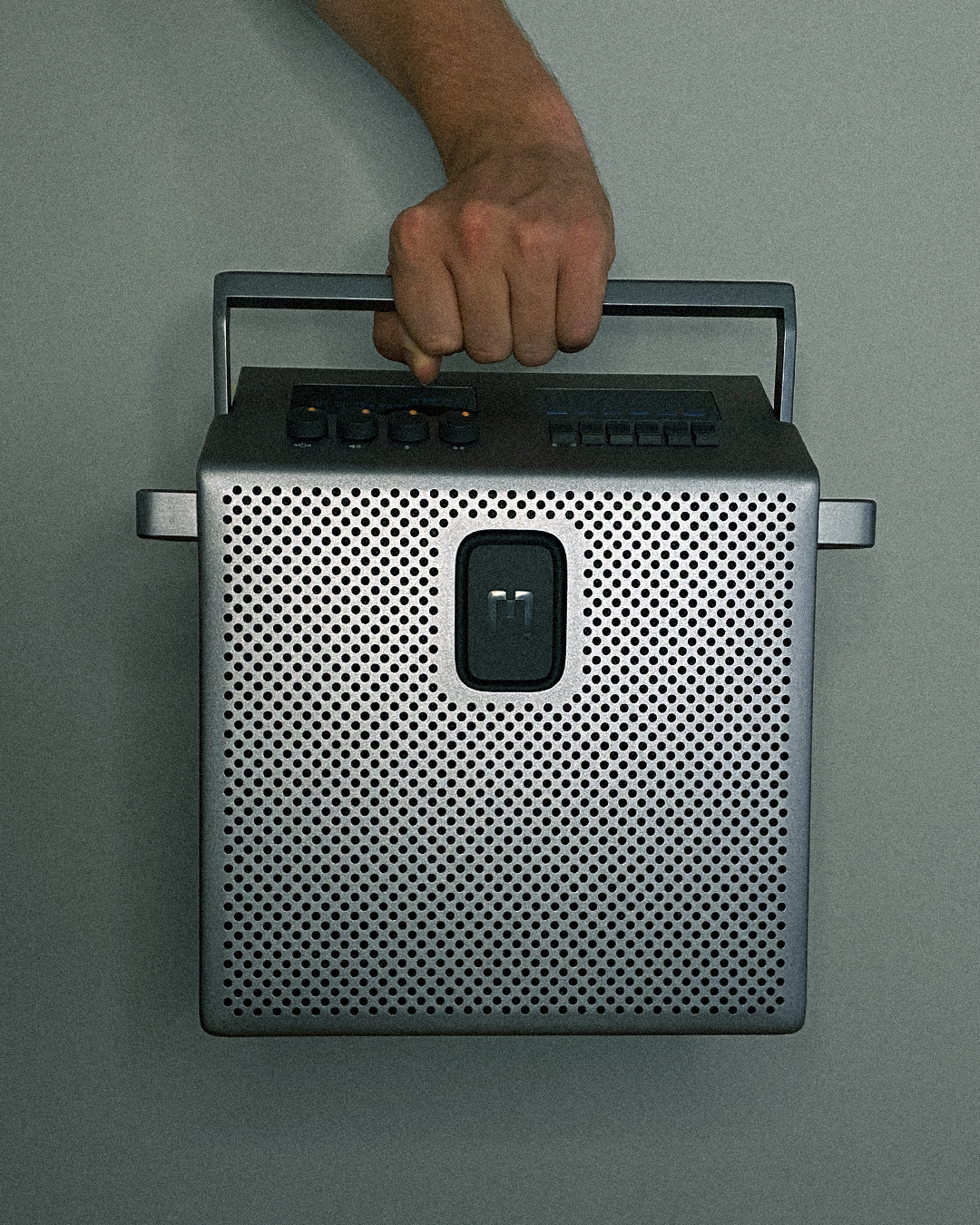 MONDO by Defunc BT Speaker Medium Grey – Speaker Bluetooth Wireless Metal Grey